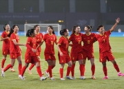 英雄联盟总决赛2025-关于女足大胜，锁定小组头名晋级淘汰赛的信息