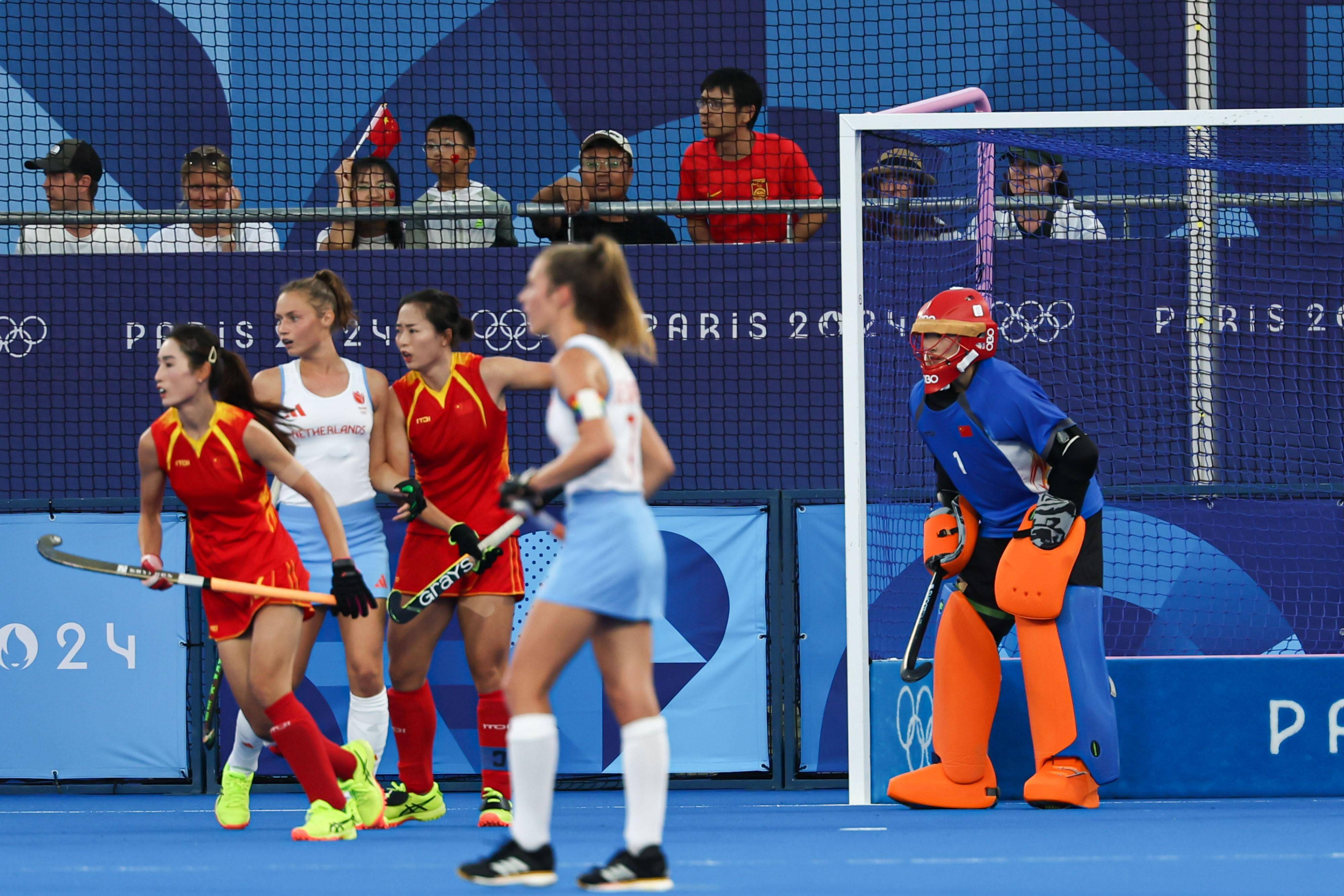 荷兰队获得女子曲棍球比赛冠军
