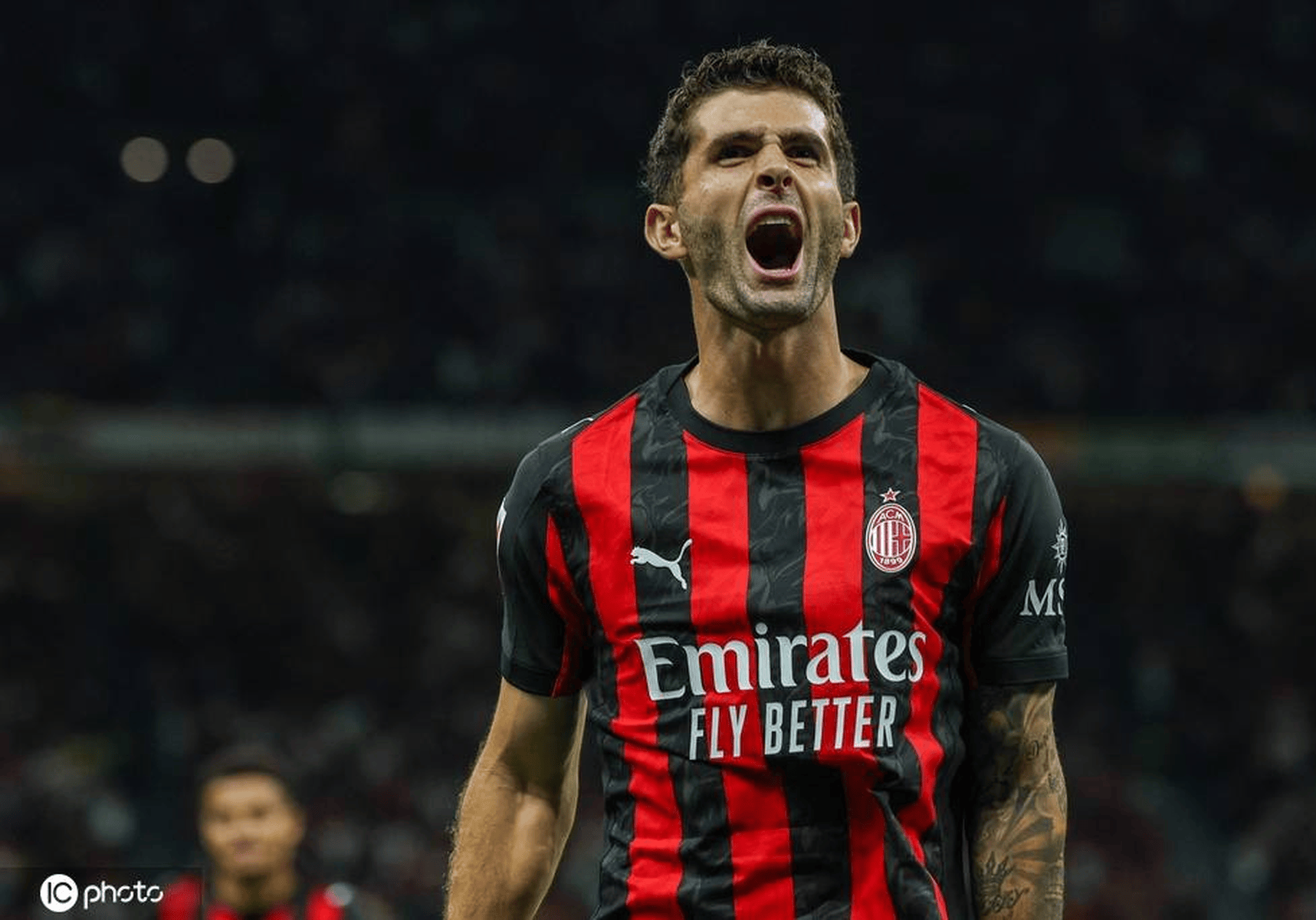 包含AC米兰豪取连胜,稳固领先优势引人注目的词条 包含AC米兰豪取连胜,稳固领先优势引人注目的词条