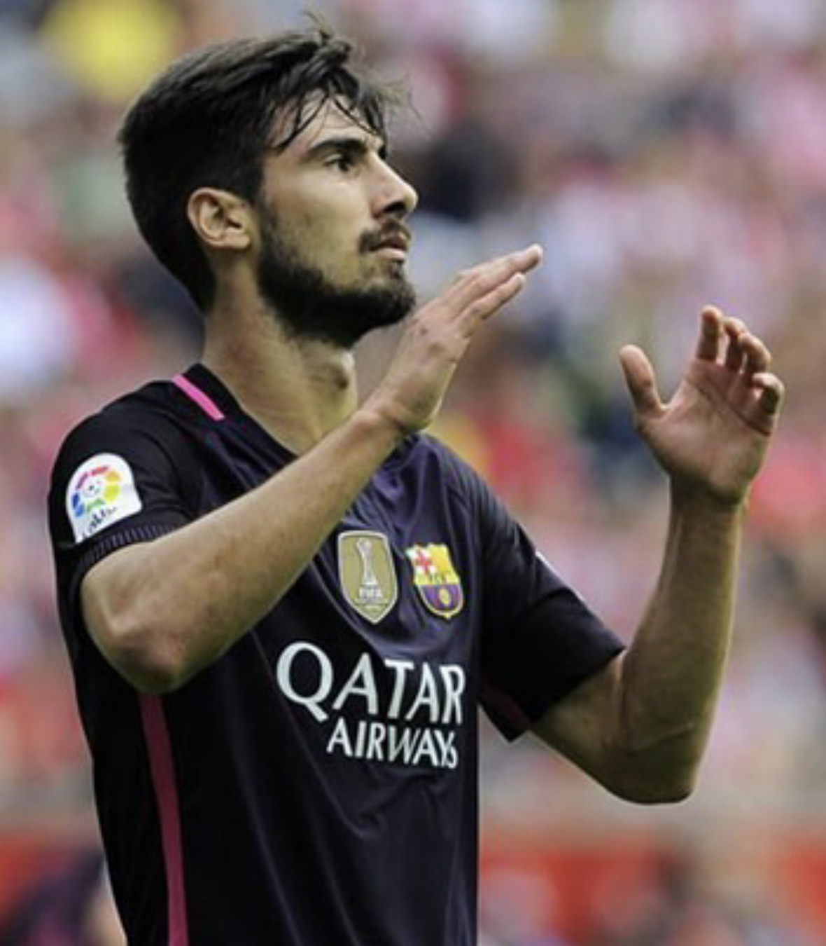 梅斯球员展现抢眼表现,被誉为当家功臣 梅斯球员展现抢眼表现,被誉为当家功臣