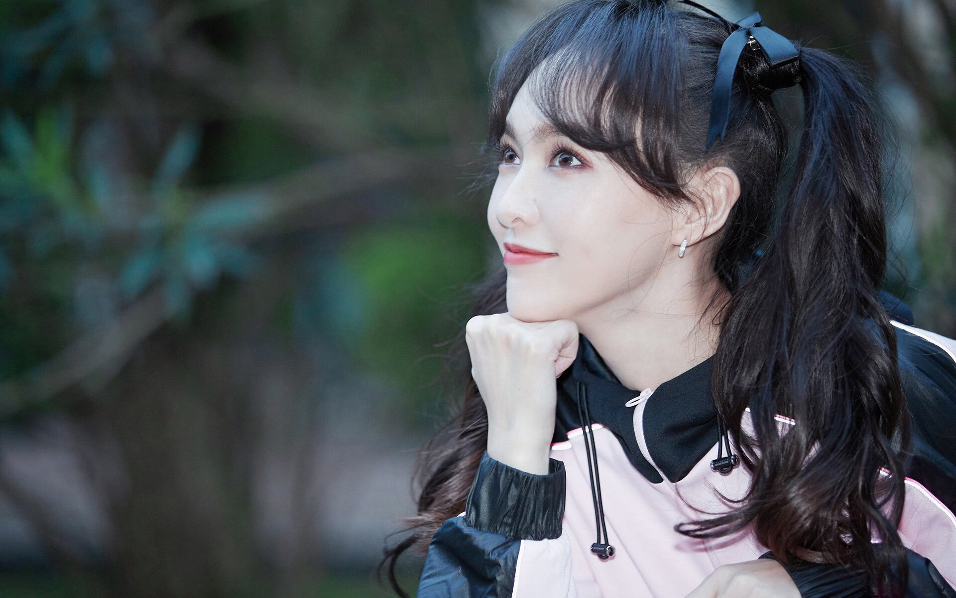 风暴席卷爵士乐,哈登用魔法般的表演速胜季后赛