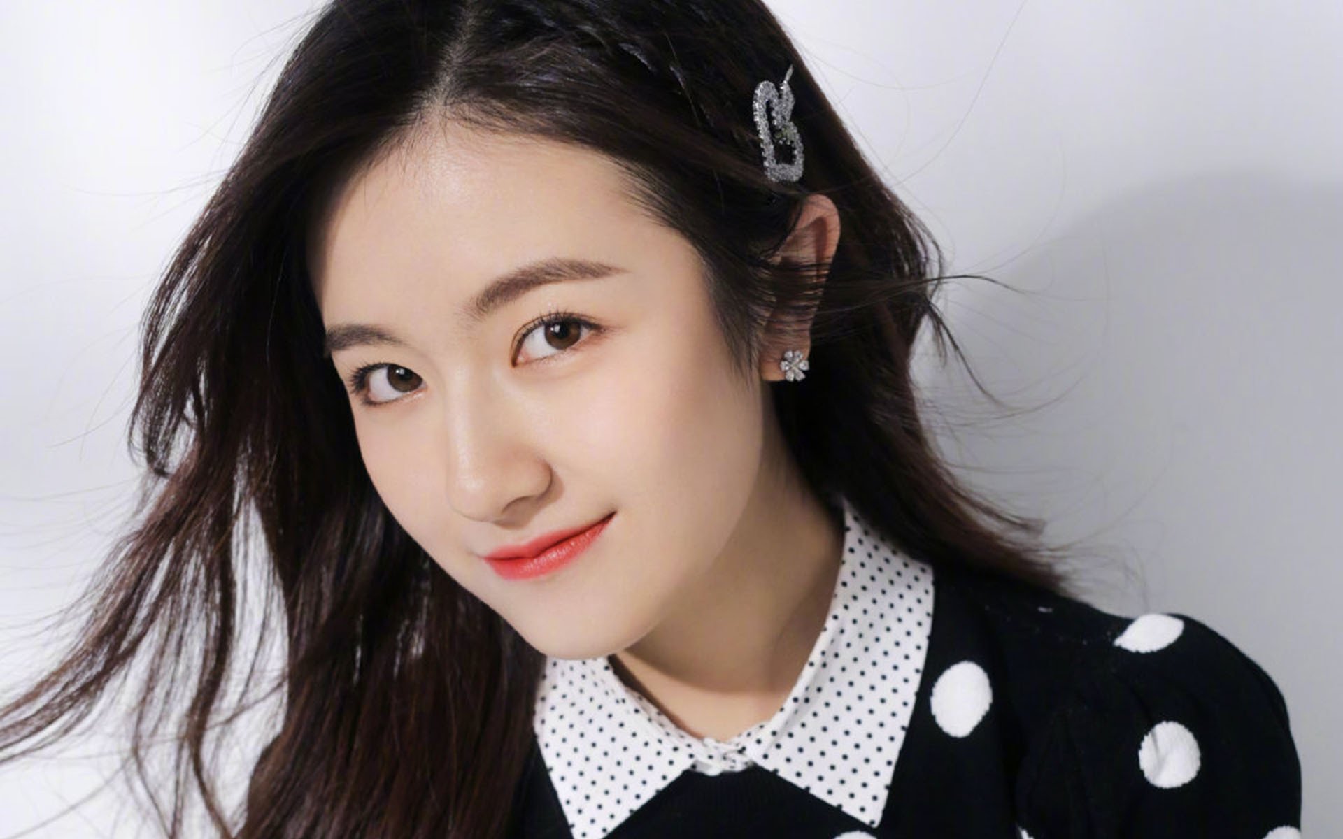 篮网如行军蚁横扫黄蜂，福克斯化身夜行猎手定乾坤